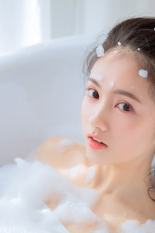 丰满少妇被猛烈进入